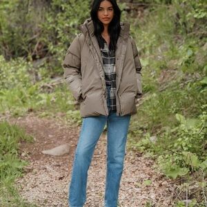 Jenni Kayne Puffer Jacket in Sage